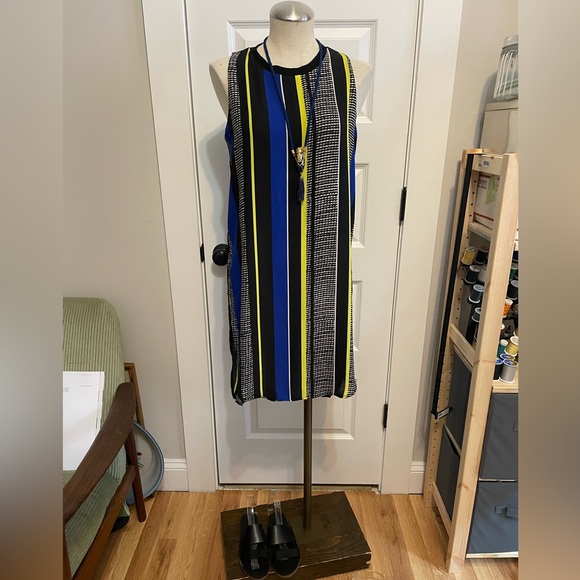 Graphic stripe long sleeveless tunic - Picture 7 of 8